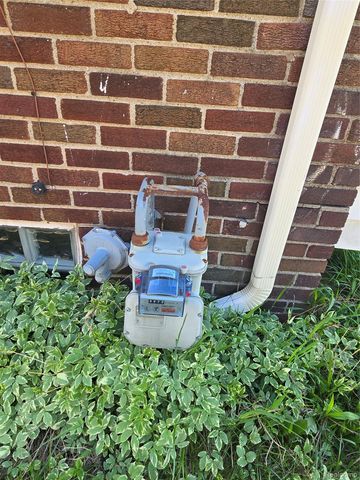 8842 Longacre Street, Detroit, MI 48228