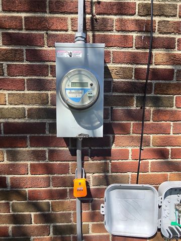 8842 Longacre Street, Detroit, MI 48228