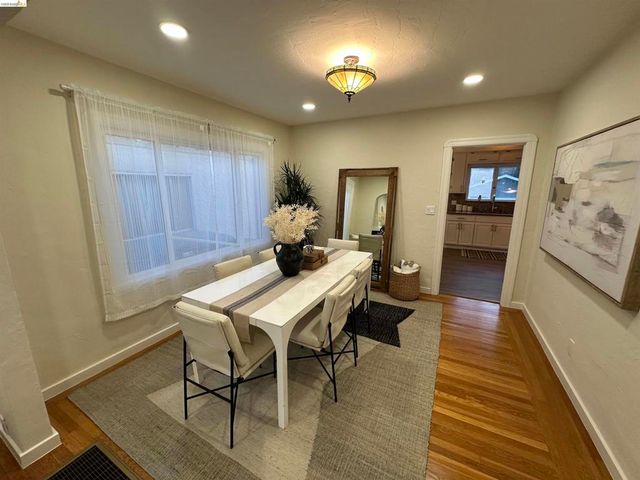 2426 West Street, Berkeley, CA 94702