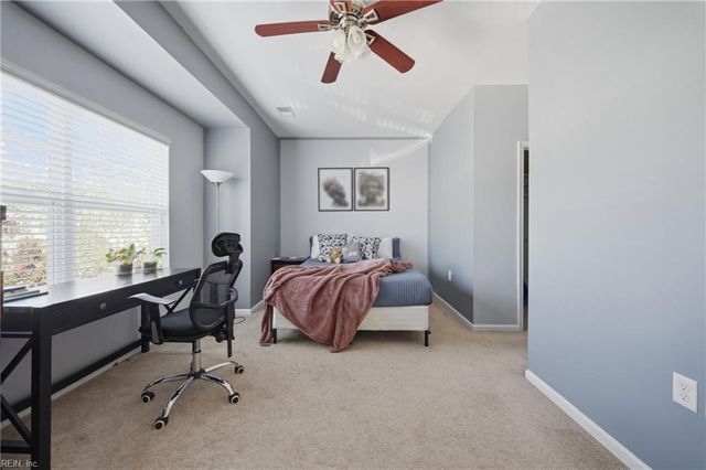 726 Lacy Oak DR, Chesapeake, VA 23320