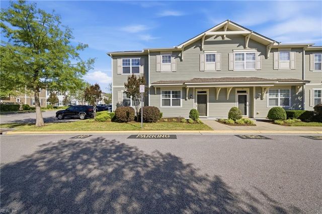 726 Lacy Oak DR, Chesapeake, VA 23320