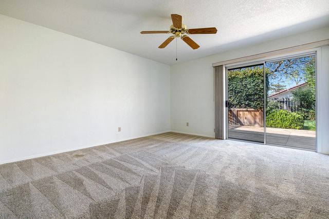 6363 N Gilroy Avenue, Fresno, CA 93722