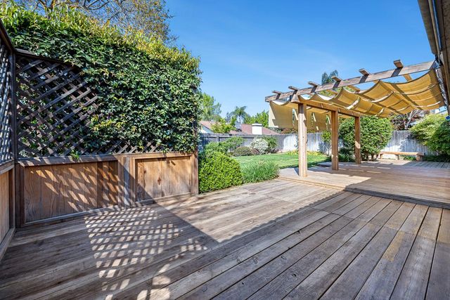 6363 N Gilroy Avenue, Fresno, CA 93722