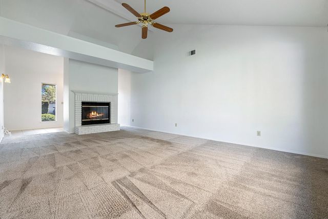 6363 N Gilroy Avenue, Fresno, CA 93722