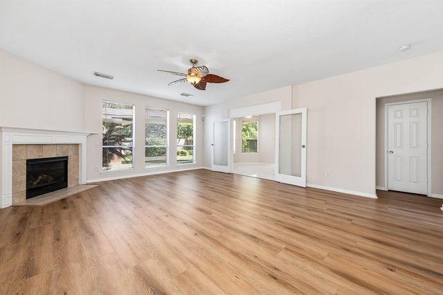 7902 Feather Springs, Houston, TX 77095