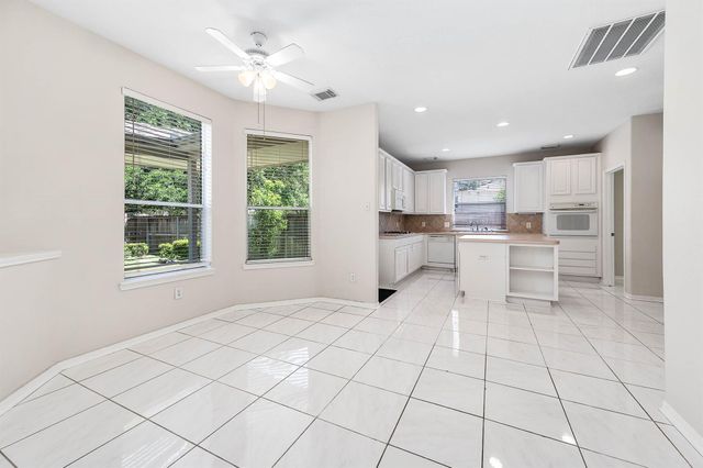 7902 Feather Springs, Houston, TX 77095