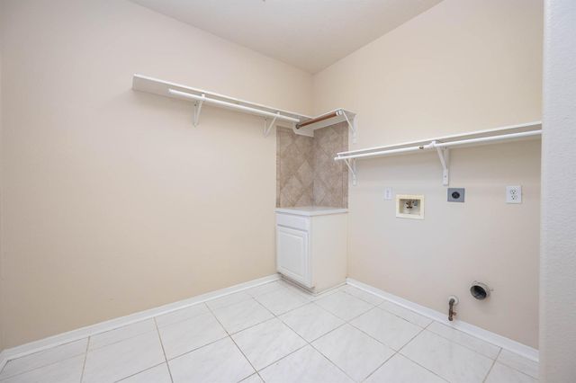 7902 Feather Springs, Houston, TX 77095