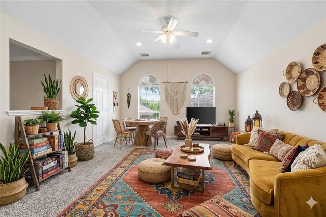 7902 Feather Springs, Houston, TX 77095