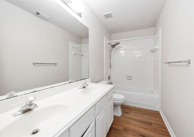 7902 Feather Springs, Houston, TX 77095