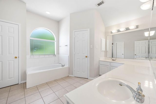 7902 Feather Springs, Houston, TX 77095