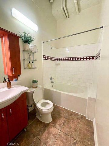 312 W 5th Street 201, Los Angeles, CA 90013