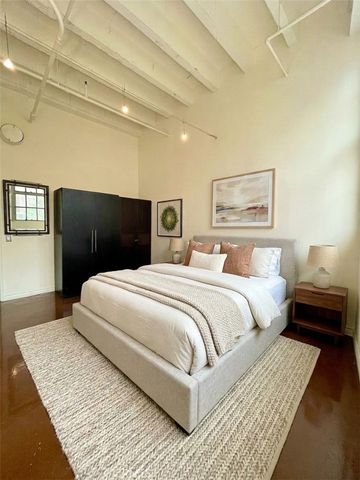 312 W 5th Street 201, Los Angeles, CA 90013