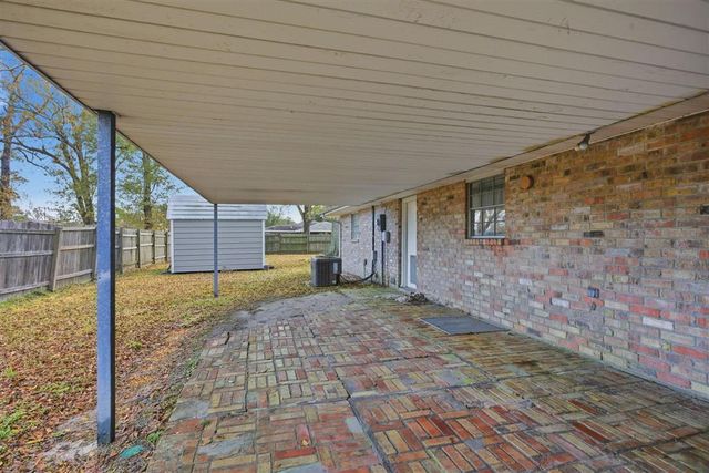 1712 Charles Drive, Lake Charles, LA 70605