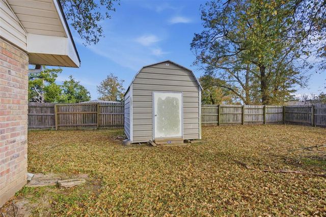 1712 Charles Drive, Lake Charles, LA 70605