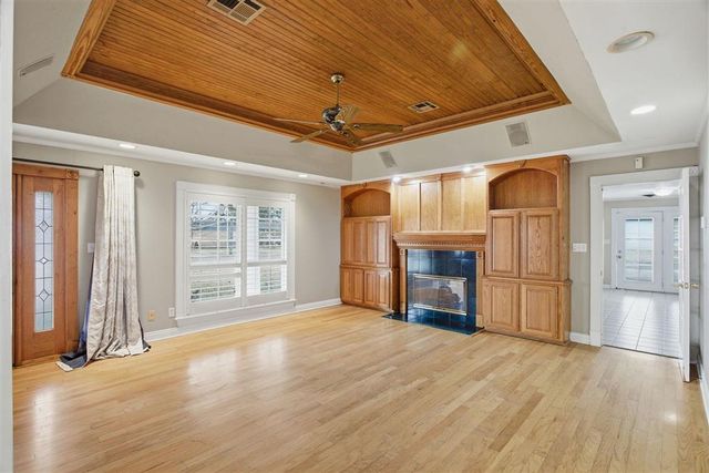 1712 Charles Drive, Lake Charles, LA 70605