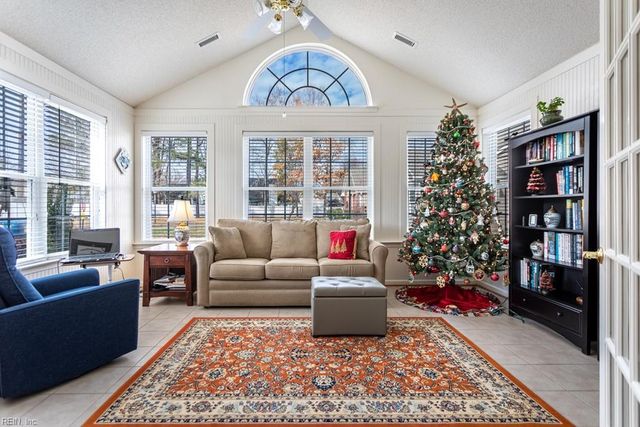 604 Tabb Smith TRL, Yorktown, VA 23693