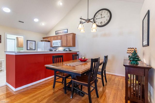 604 Tabb Smith TRL, Yorktown, VA 23693