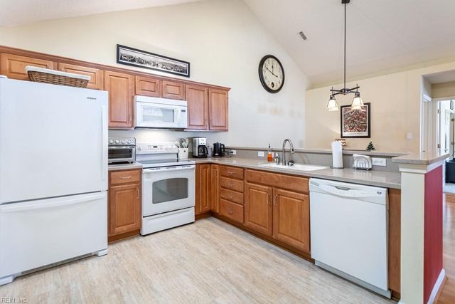 604 Tabb Smith TRL, Yorktown, VA 23693