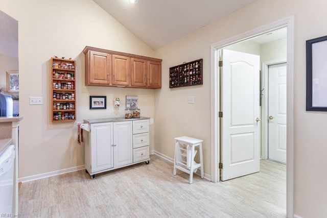 604 Tabb Smith TRL, Yorktown, VA 23693