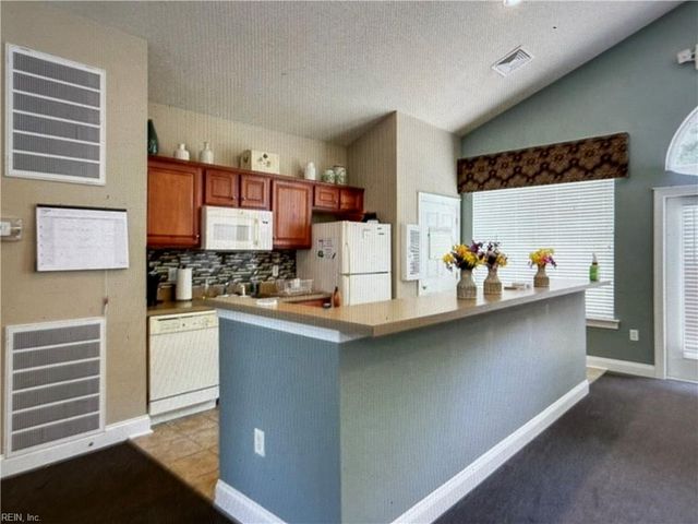 604 Tabb Smith TRL, Yorktown, VA 23693