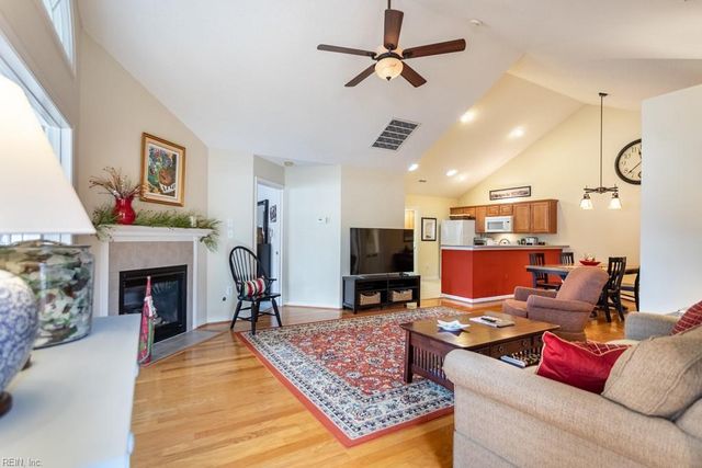 604 Tabb Smith TRL, Yorktown, VA 23693