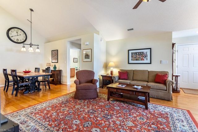 604 Tabb Smith TRL, Yorktown, VA 23693