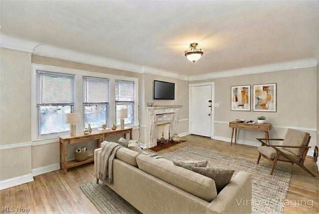 2297 Ogontz Avenue, Lakewood, OH 44107