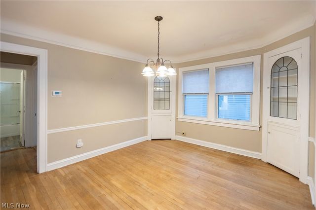 2297 Ogontz Avenue, Lakewood, OH 44107