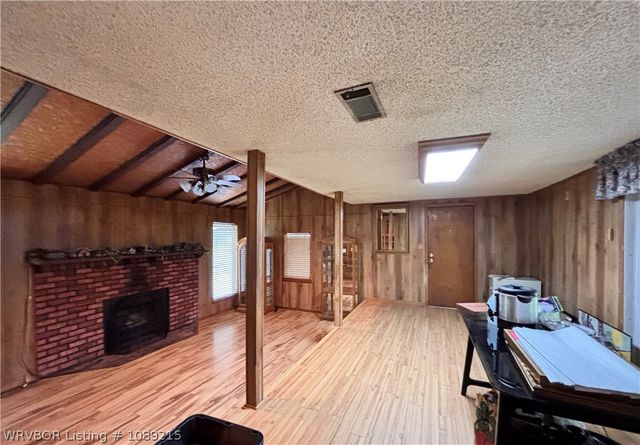 415 N Vine Street, Hackett, AR 72937