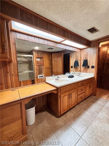 415 N Vine Street, Hackett, AR 72937