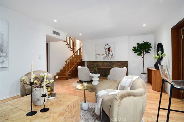 22548 Waterbury Street, Woodland Hills, CA 91364