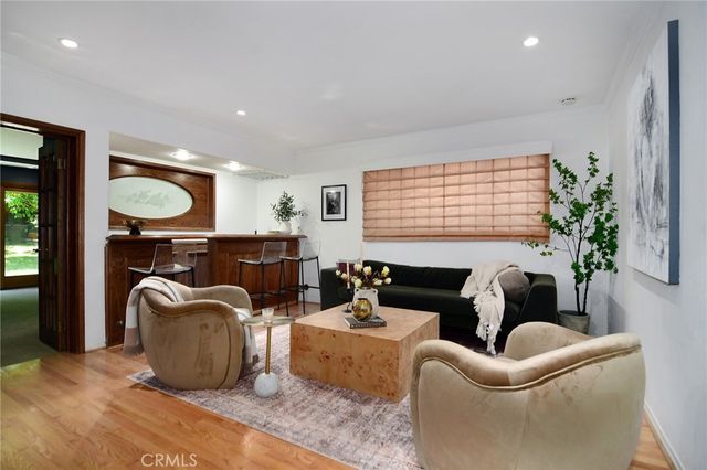 22548 Waterbury Street, Woodland Hills, CA 91364
