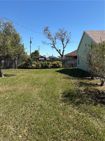 1415 SW 29th TER, Cape Coral, FL 33914