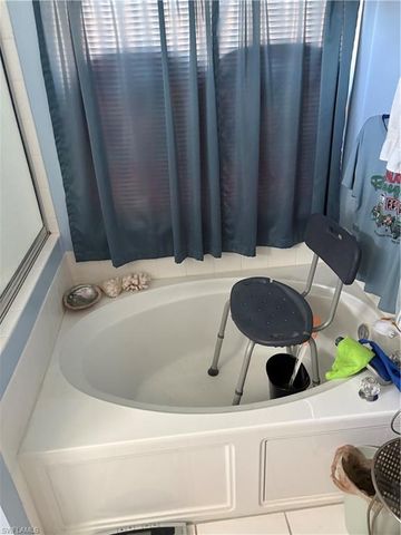 1415 SW 29th TER, Cape Coral, FL 33914