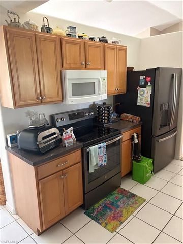 1415 SW 29th TER, Cape Coral, FL 33914