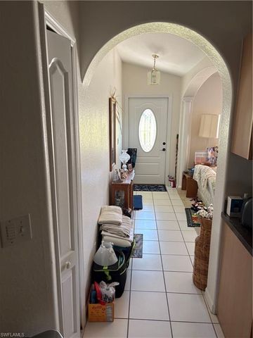 1415 SW 29th TER, Cape Coral, FL 33914