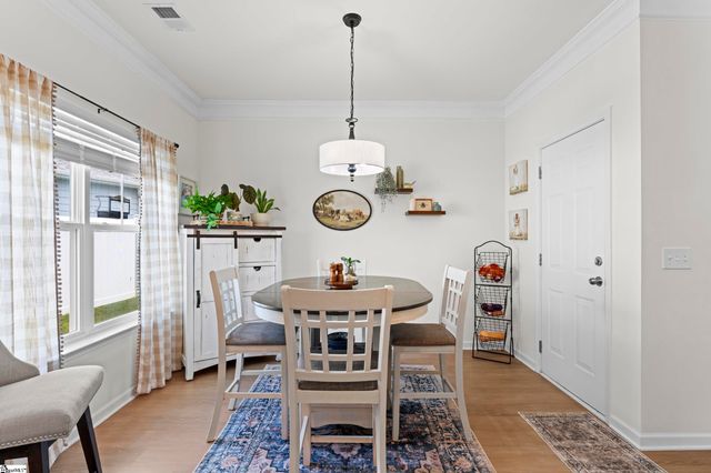 649 Columbus Circle, Simpsonville, SC 29680
