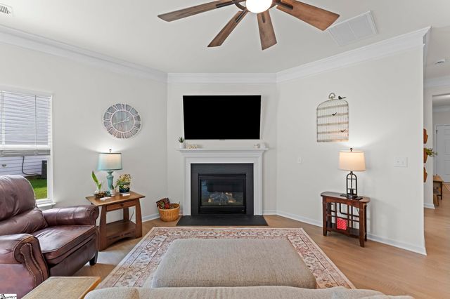 649 Columbus Circle, Simpsonville, SC 29680