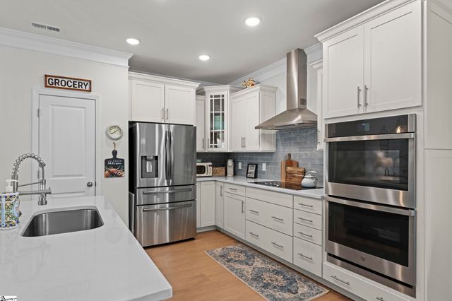 649 Columbus Circle, Simpsonville, SC 29680