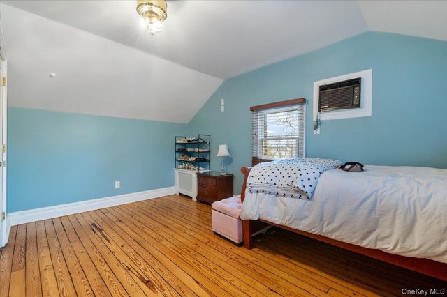 136 Linden Street, Woodmere, NY 11598