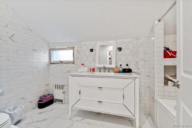 136 Linden Street, Woodmere, NY 11598