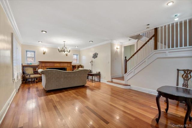 136 Linden Street, Woodmere, NY 11598