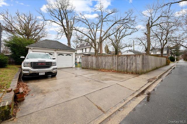 136 Linden Street, Woodmere, NY 11598