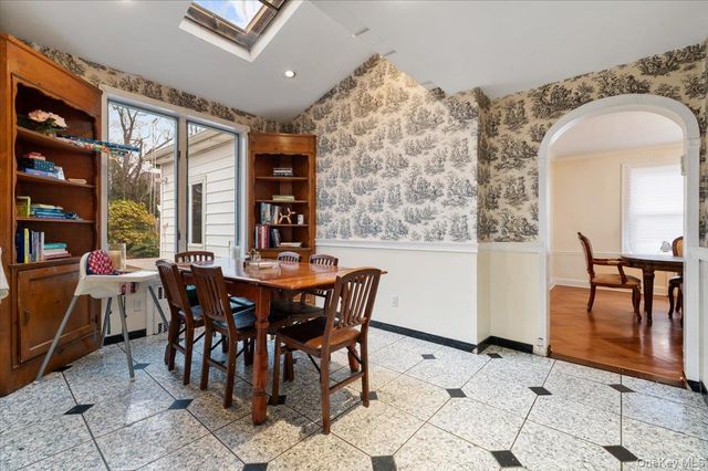 136 Linden Street, Woodmere, NY 11598