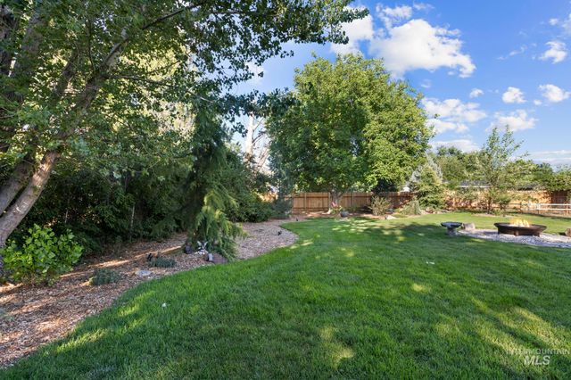 6646 S Ruddsdale Ave, Boise, ID 83709