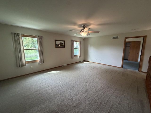 2135 Sherman ROAD, Jackson, WI 53037