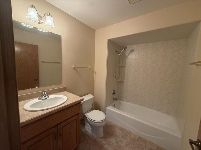 2135 Sherman ROAD, Jackson, WI 53037