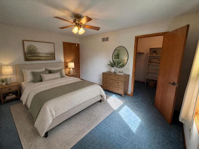 2135 Sherman ROAD, Jackson, WI 53037