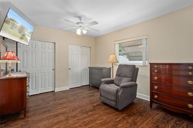 9812 51ST AVENUE N, St Petersburg, FL 33708