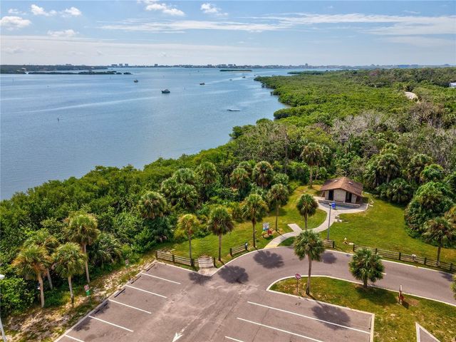 9812 51ST AVENUE N, St Petersburg, FL 33708